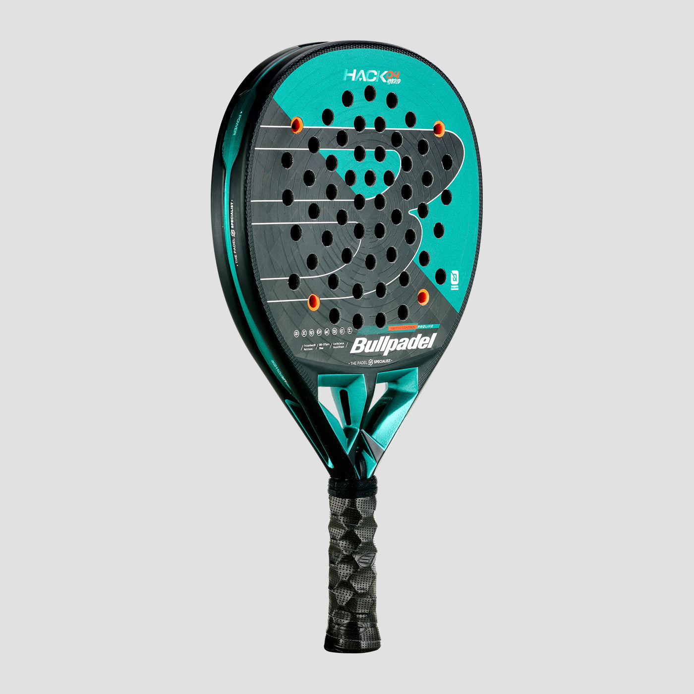 Bullpadel Hack 04 TriCarbon 3D face close-up