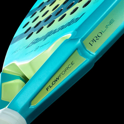 Close-up of Bullpadel Flow Woman 2025 Fibrix hybrid fibre and 3D surface texture"