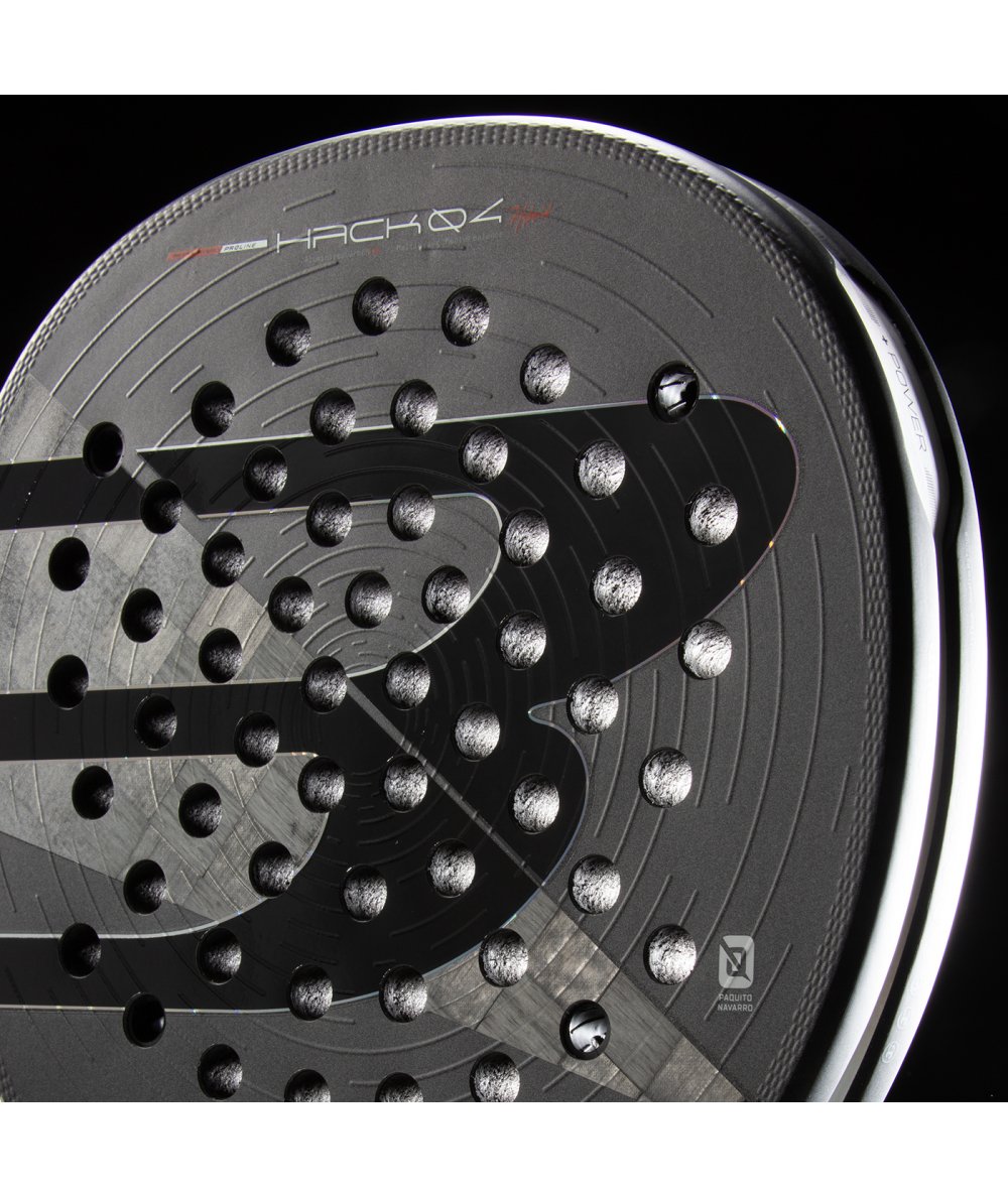 Close-up of Bullpadel Hack 04 Hybrid 18K aluminised carbon face