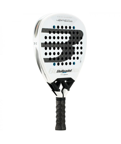 Bullpadel Vertex 05 2026 padel racket side on view