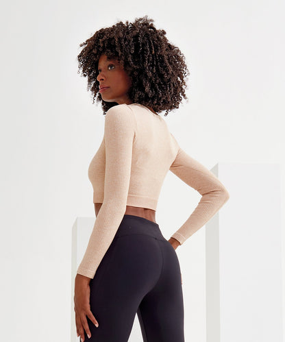 Ravar - Womens Cropped Performance Tee