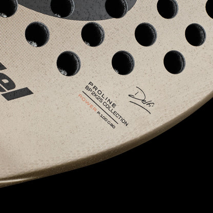 Bullpadel Vertex 04 W padel racket close front